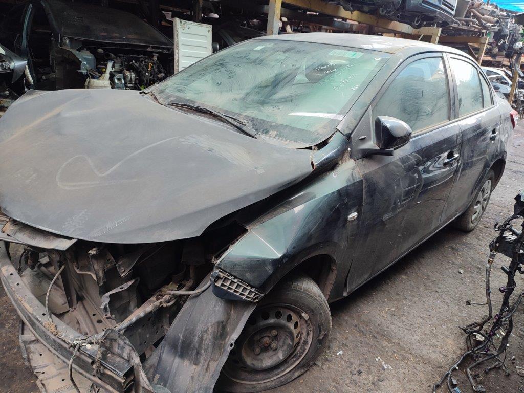  Toyota YARIS 2013    EN DESARME